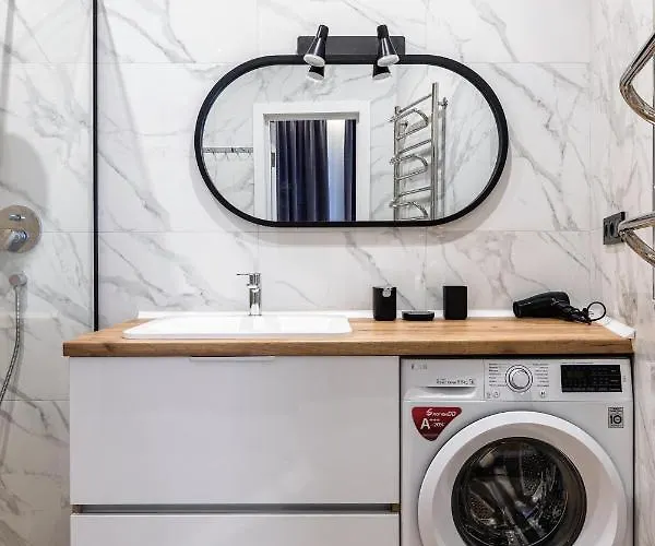 Modern In The Of Center Apartment